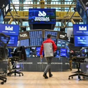 7 Smart Stock Valuation Tips: How to Know If a Stock’s Actually Worth Buying